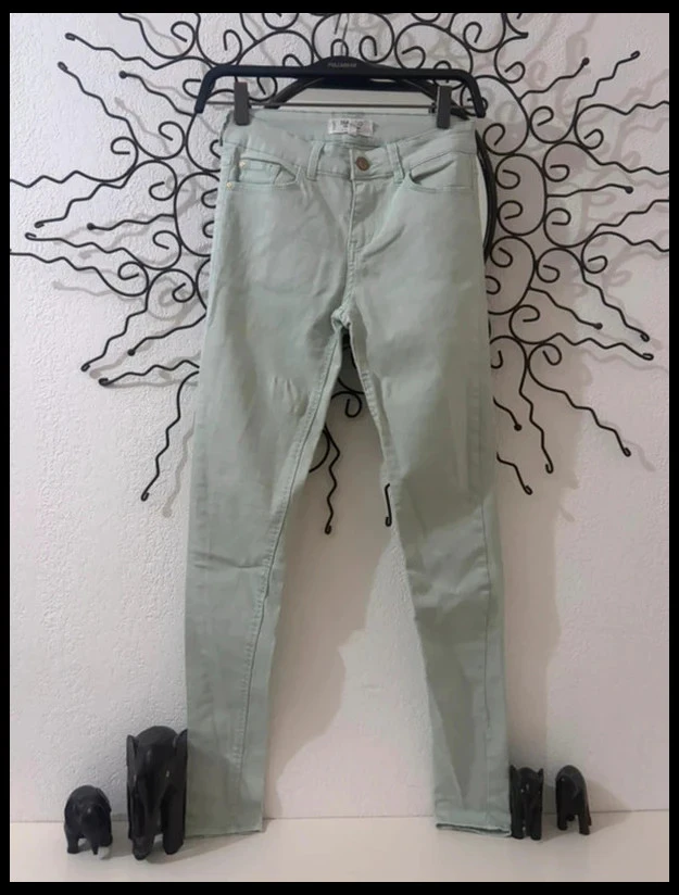 Jean Skinny Mango "Paty" Vert Menthe Pastel – Stretch & Coupe Ajustée – Taille 34 (XS)